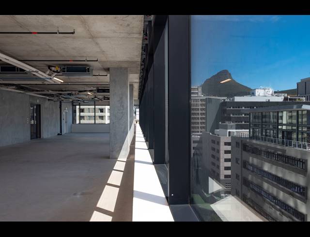 609M² OFFICE FOR SALE IN CAPE TOWN CITY CENTRE
